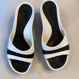 CROCS Sassari Open Toe Comfort Slide Wedge Women’s Size 8